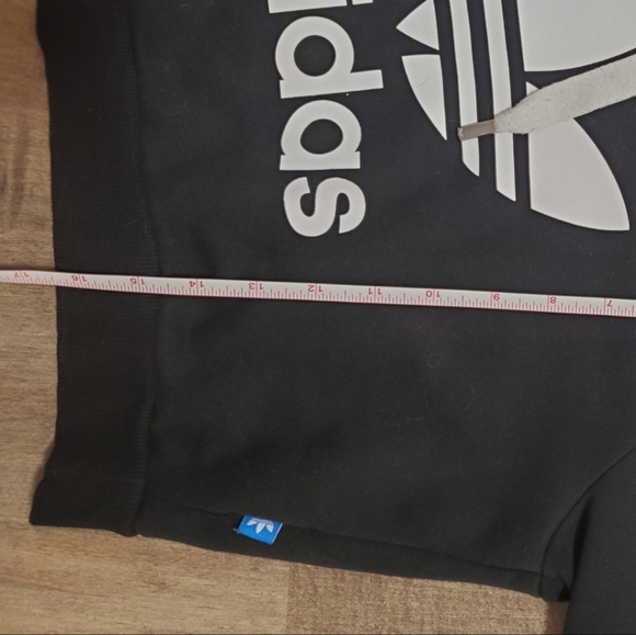 Adidas crop hoodie - Picture 3 of 3